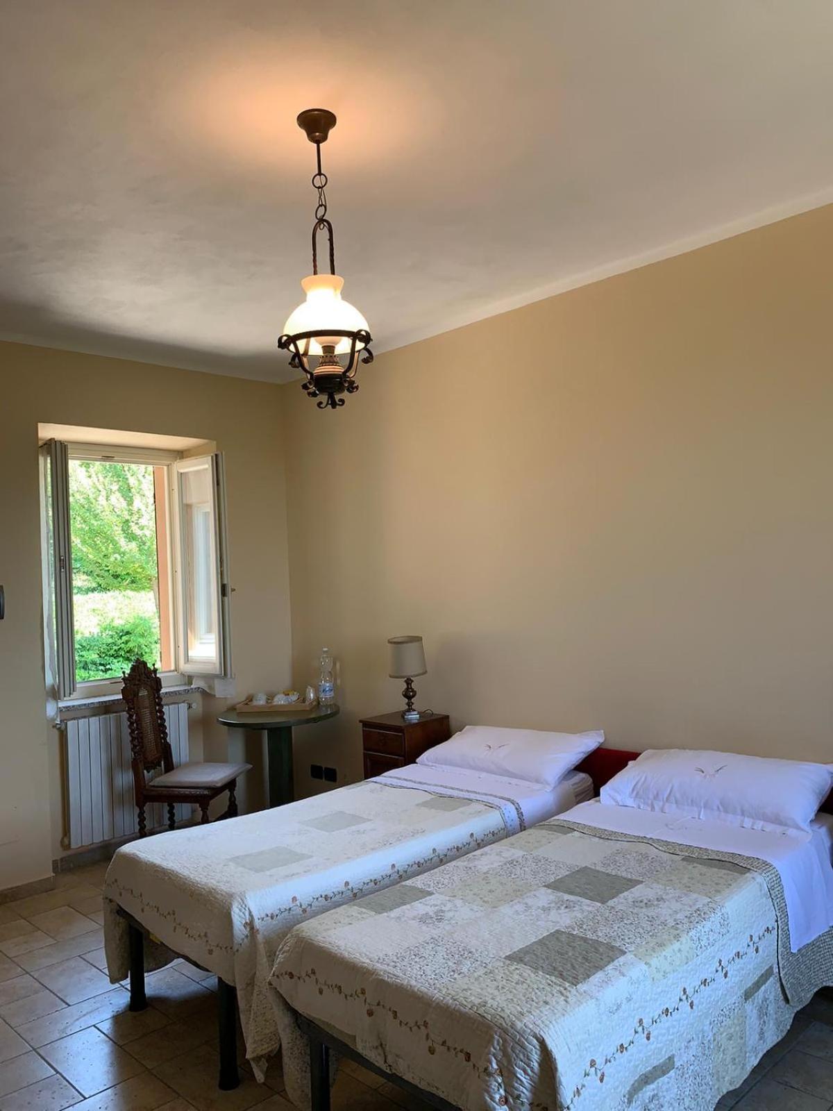 Agriturismo Cascina Anri Mango Exteriér fotografie
